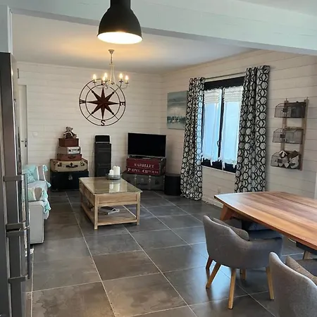 Maison De Plein Pied Holiday home *